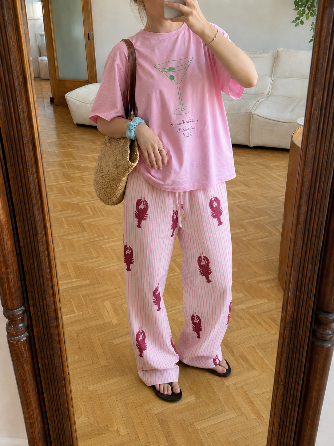 Pink Lobster Lounge Pyjama - Image 3