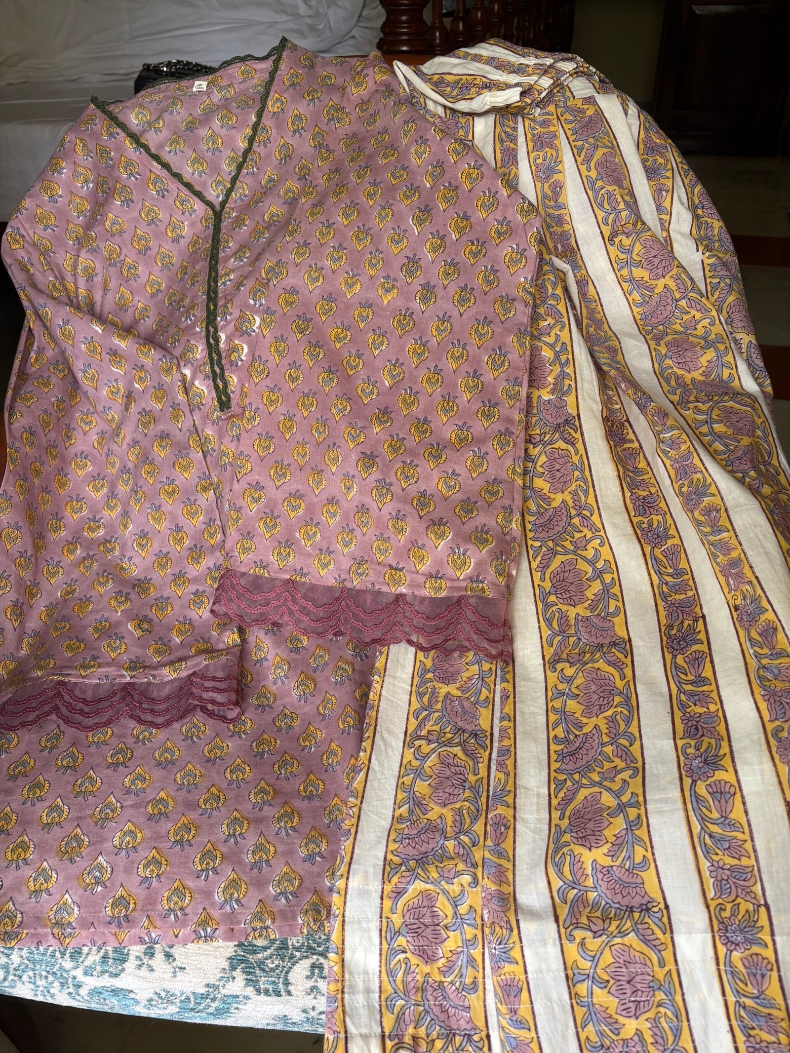 Gulbahar Kurta with Farshi salwar - Image 5