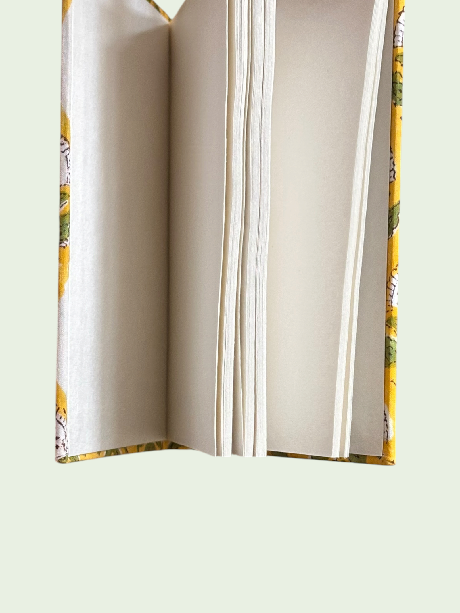 Daisy Handmade Journal - Image 4