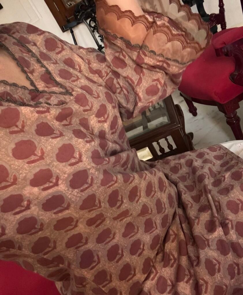 Mauve Gulab Kurti